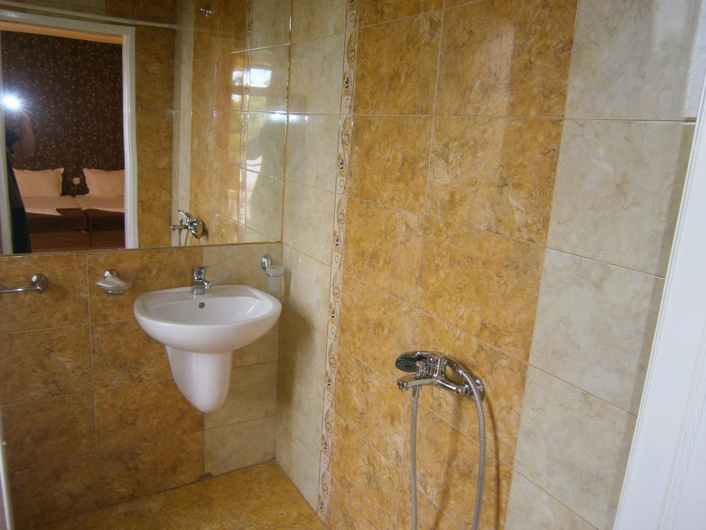 Къща за Гости Христови Hotel Ахелой Екстериор снимка